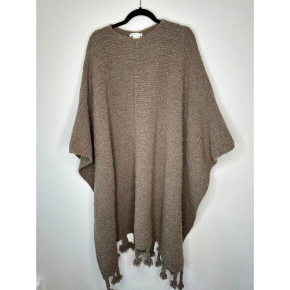 NWT The Row Follain Fringe Poncho in Fawn Melange Wool Cashmere Pullover Sweater - Picture 1 of 16